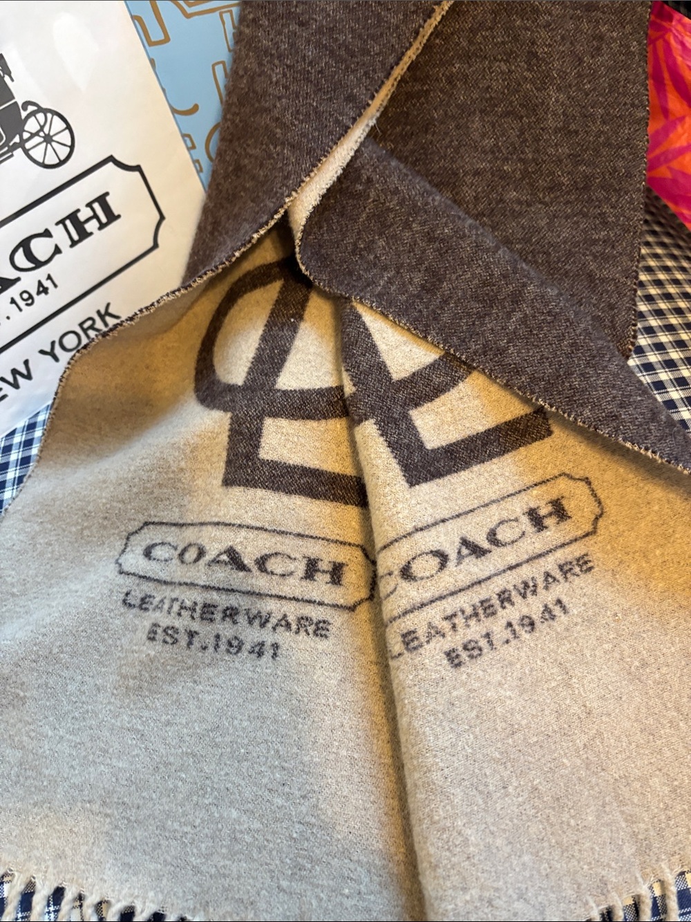 Coach Branded oversized muffler Scarf 100% merino wool - Picture 3 of 7